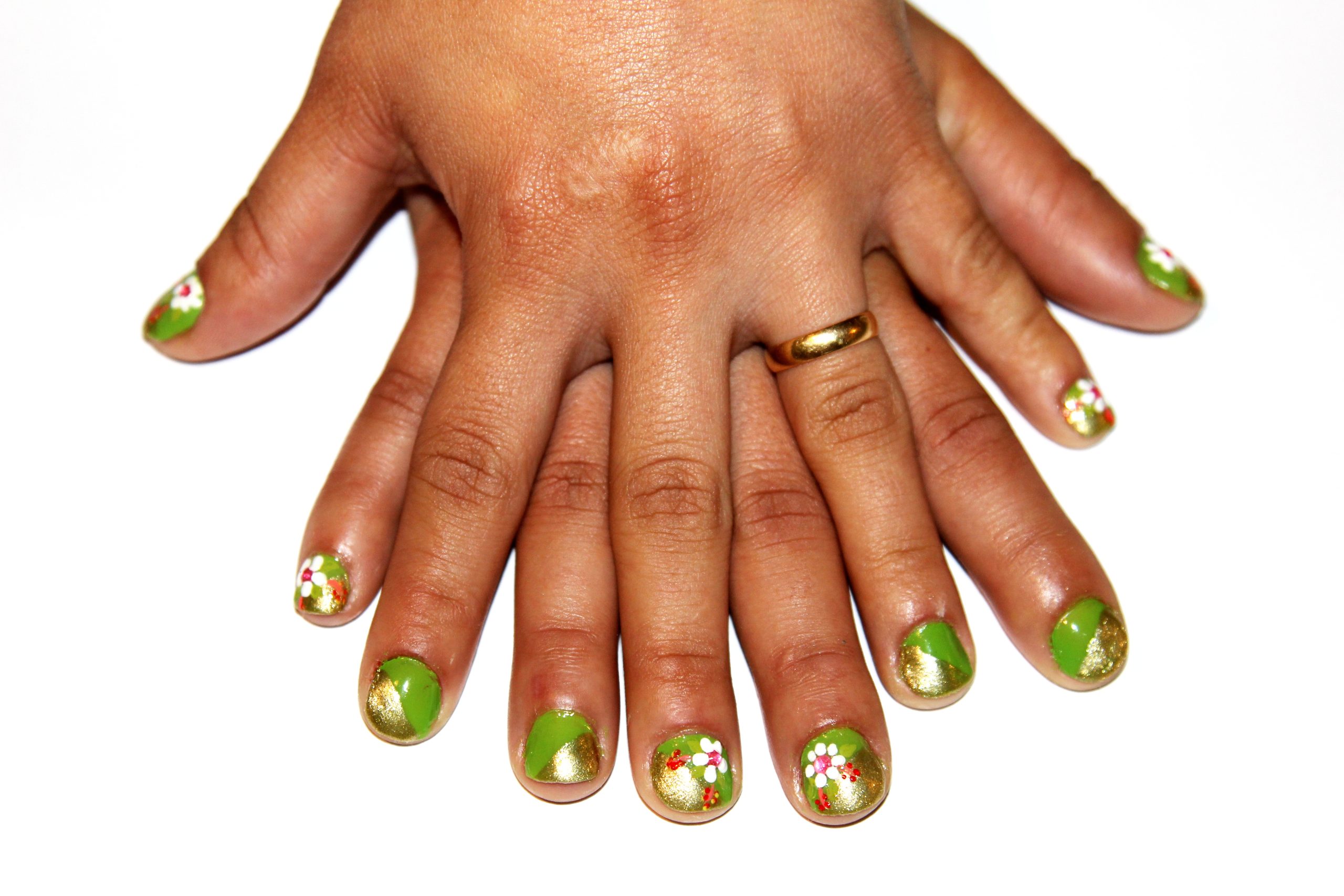 decorated_nails_artistic_nails_0